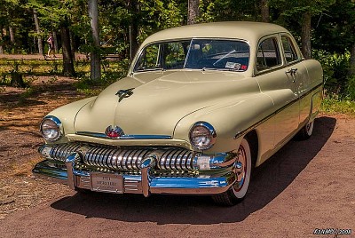 פאזל של 1951 Mercury Sedan