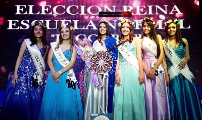 פאזל של REINA Y PRINCESAS 2019