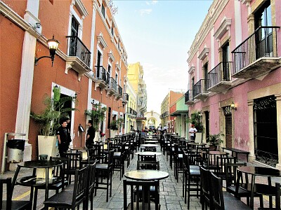 Calle 59, Ciudad Campeche. jigsaw puzzle