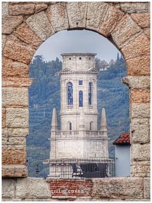 פאזל של verona, in cornice duomo