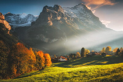 Alpes suizos al amanecer