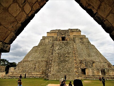פאזל של Uxmal, Yucatan.