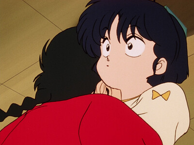 ranma abraza a akane ranma 1/2