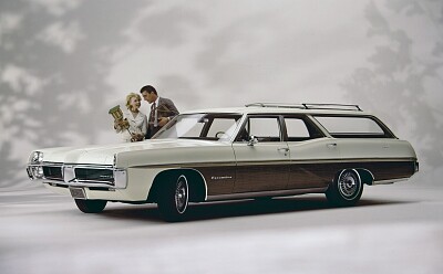 פאזל של 1967 Pontiac Executive Station Wagon