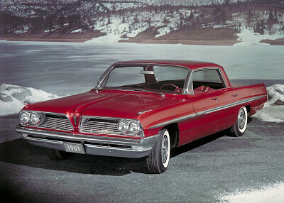 1961 Pontiac Bonneville 4-Door Hardtop in Coronado