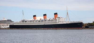 RMS Queen Mary launched 1934