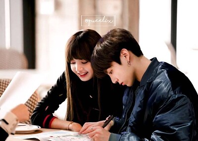 JUNGKOOK Y LISA