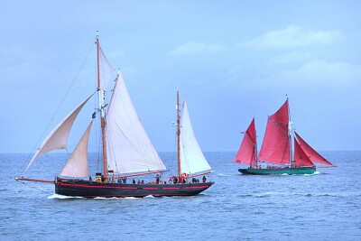 פאזל של Former Brixham trawlers provide heritage sailing