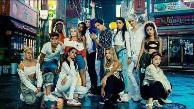 פאזל של NOW UNITED - What Are We Waiting For