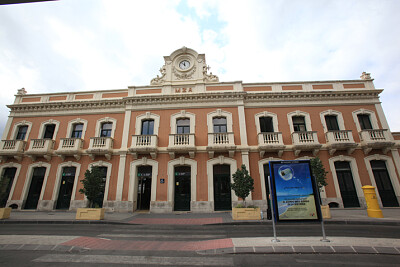 EstaciÃ³n Del Carmen jigsaw puzzle