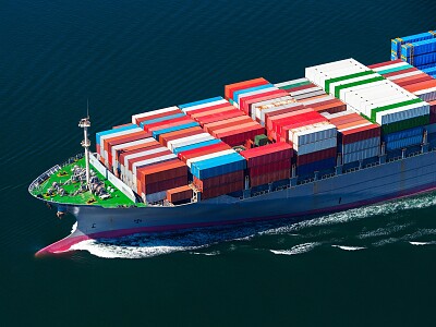 Portcontainer jigsaw puzzle