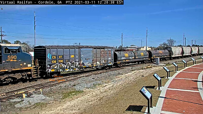 Box-car(CSXT 136707)    CSX-590 at Cordele,GA/USA