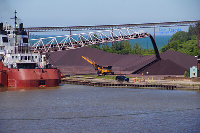 1,000 ft long atb Presque Isle unloading at Port of Conneaut