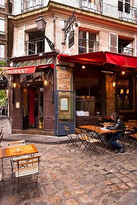 Paris Cafe