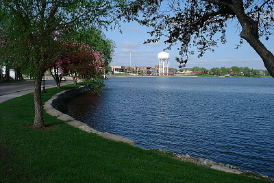 The lake jigsaw puzzle