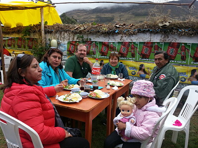 almorzando en pacucha