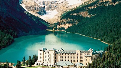 Hotel Lago y Nevados jigsaw puzzle