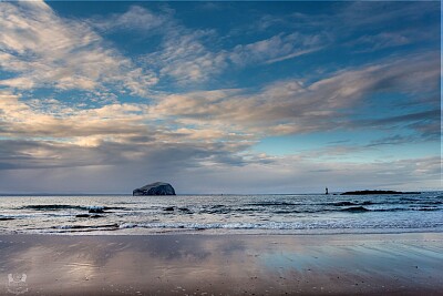 Seacliff beach Scotland jigsaw puzzle