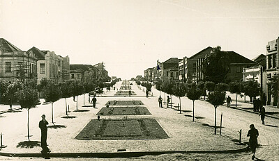 פאזל של Av. Maurício Cardoso na década de 30.