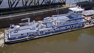 towboat Cooperative Venture at Mississippi River Lock-19 jigsaw puzzle