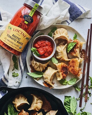 Chicken Parm Potstickers