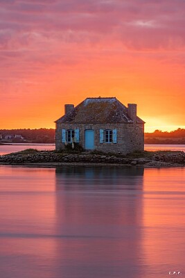 maison de Nichtarguer sur la Ria d 'Etel