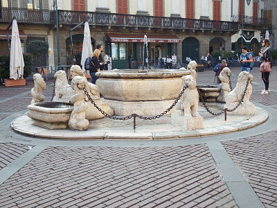 bergamo  - la fontana jigsaw puzzle