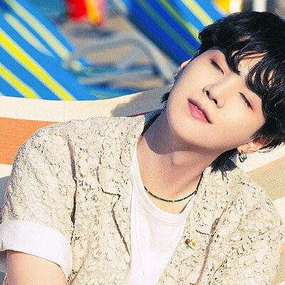 SUGA