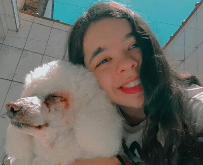 gatinha com cachorro