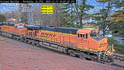 פאזל של BNSF-5771, BNSF-6279, BNSF-6707 thru Rochelle,ILL/USA