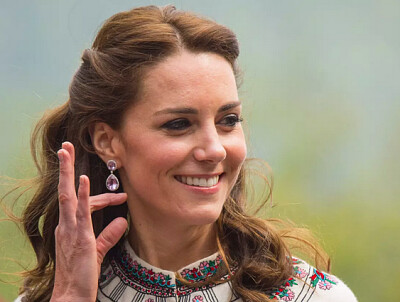 פאזל של La coiffure bohème chic de Kate Middleton