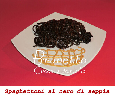 פאזל של Spaghettoni al nero di seppia