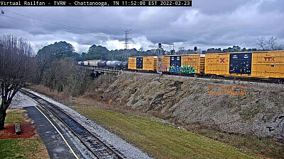 Yellow TTX box cars, some no graffiti at Chattanooga,TN/USA jigsaw puzzle