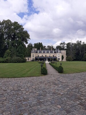 chateau