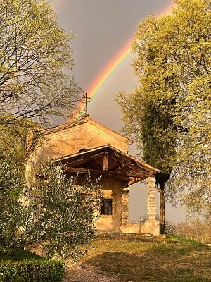 Rainbow jigsaw puzzle