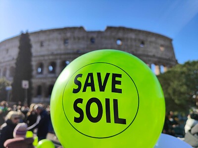 פאזל של Save soil