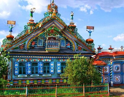 Russian House jigsaw puzzle