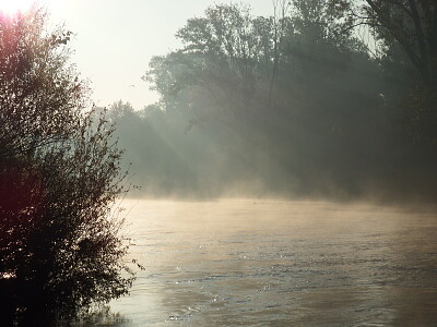 fiume la mattina