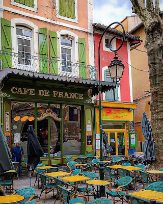 vieux café de France jigsaw puzzle