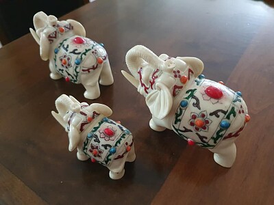 פאזל של elephants