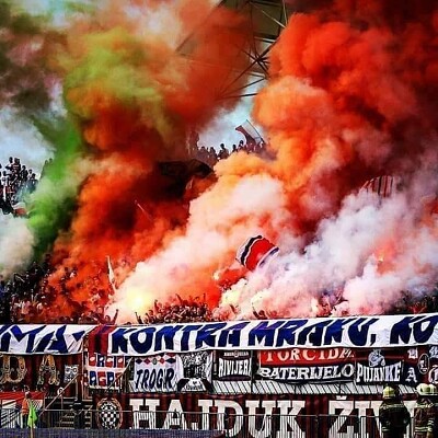 Hajduk živi vječno Bog i nitko više!