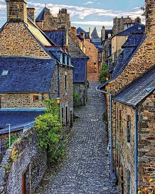 Dinan-Fr jigsaw puzzle