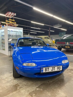 1990 MAZDA MIATA