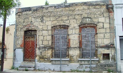 369.- entrada casa