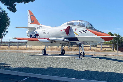 Douglas TA-4J Skyhawk.jpg jigsaw puzzle