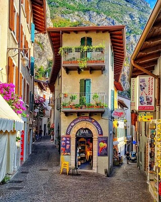 פאזל של Limone sul Garda-Italia