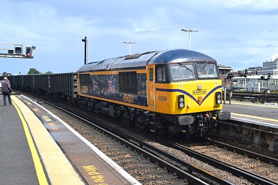 Class 69, 69001, at Clapham Jctn jigsaw puzzle