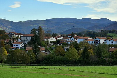 Sare Le Village