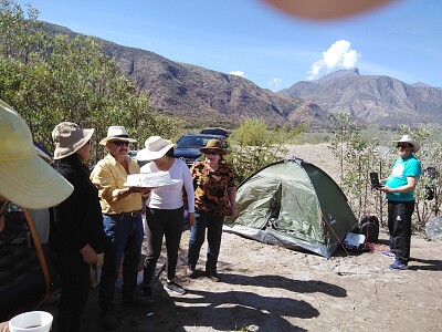 פאזל של campando a la rivera del rio pampas peru