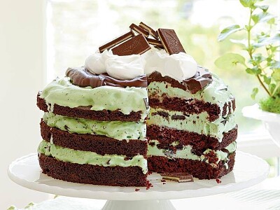 פאזל של St. Patrick  's Day chocolate mint cake